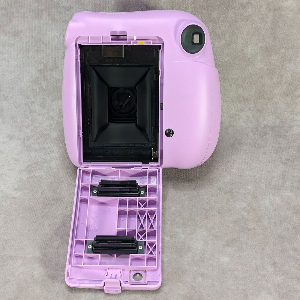 Fujifilm Instax Mini 7+ Instant Film Camera With Matching Case Shoulder Strap - Picture 5 of 8
